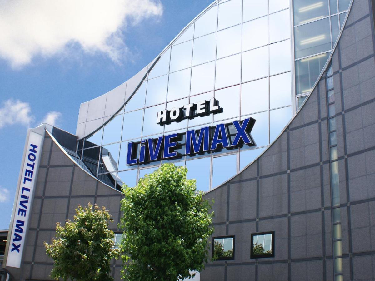 Hotel Livemax Budget Esaka Суйта Екстер'єр фото